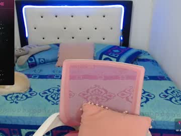 Violet_Stone22 Chaturbate stream image from December 26, 2024