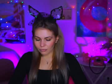 Loricarroll Chaturbate stream image from December 26, 2024