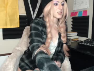 Manicmercury Chaturbate stream image from December 26, 2024