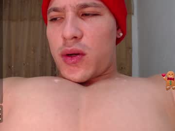 Maxwel949813 Chaturbate stream image from December 26, 2024