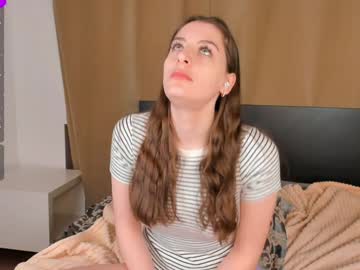 Wowshumm Chaturbate stream image from December 26, 2024