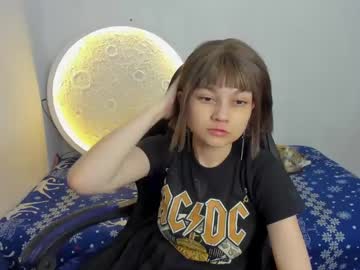 Mrs_Grinch Chaturbate stream image from December 26, 2024