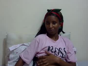 Rellings_Maya Chaturbate stream image from December 26, 2024
