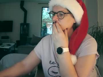 Woodwurm Chaturbate stream image from December 26, 2024