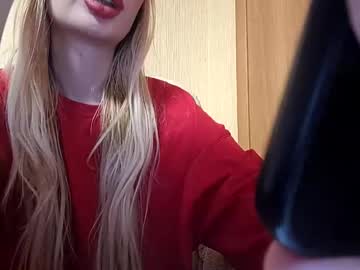 Elza_Com Chaturbate stream image from December 26, 2024