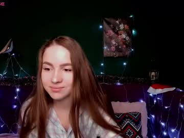 Fire1_Girl Chaturbate stream image from December 26, 2024
