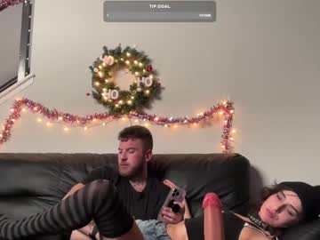 Realmaxxxsteele Chaturbate stream image from December 26, 2024