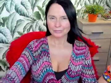 Naughtyellen Chaturbate stream image from December 26, 2024