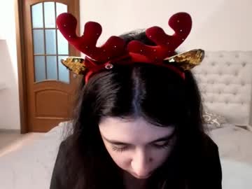 Ginablum Chaturbate stream image from December 26, 2024