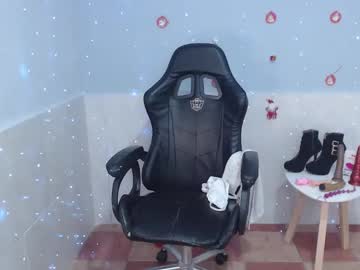 Kiara_Scottt Chaturbate stream image from December 26, 2024