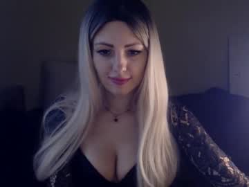 Ladymoonlight8 Chaturbate stream image from December 26, 2024