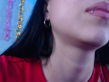 Ariianajones Chaturbate stream image from December 26, 2024