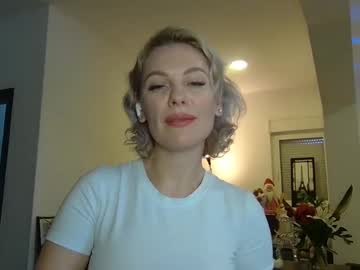 Beautifulkollettee Chaturbate stream image from December 26, 2024