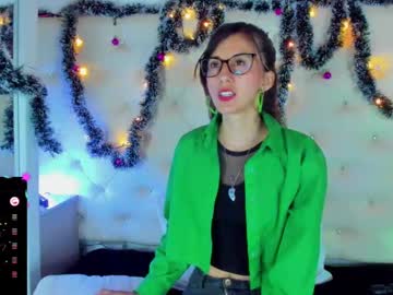 Jade_White_ Chaturbate stream image from December 26, 2024