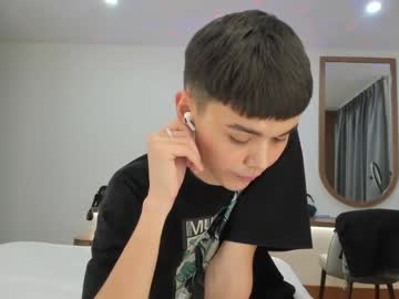 Milk_Boy999 Chaturbate stream image from December 26, 2024