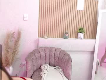 Perlafox_ Chaturbate stream image from December 26, 2024