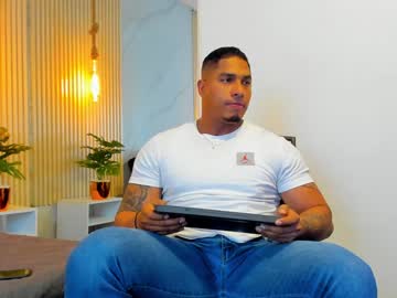 Simeone_Panda Chaturbate stream image from December 26, 2024