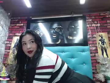 Zoilaqueen Chaturbate stream image from December 26, 2024