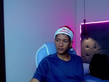 Dereckhardcock Chaturbate stream image from December 26, 2024