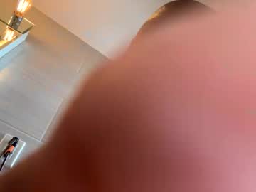 Heavydlimosine Chaturbate stream image from December 26, 2024