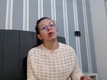 _Isaabellaa Chaturbate stream image from December 26, 2024