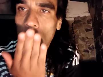 Pablouyu Chaturbate stream image from December 26, 2024