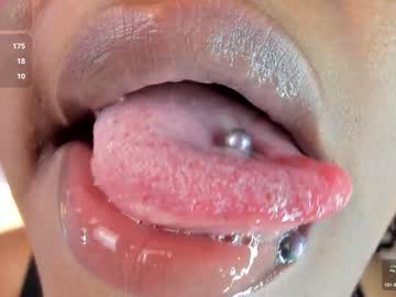 Sarita_Cruz Chaturbate stream image from December 26, 2024