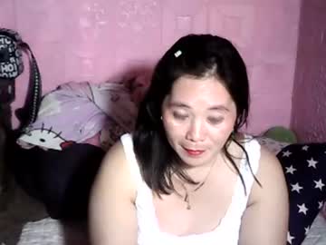 Cutehornymom Chaturbate stream image from December 26, 2024