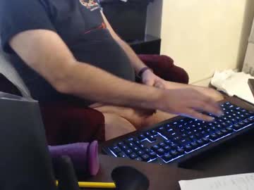 Pghhorny2 Chaturbate stream image from December 26, 2024