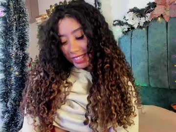 Sophieoncb Chaturbate stream image from December 26, 2024