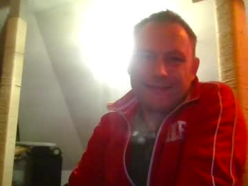 Benizio_ Chaturbate stream image from December 26, 2024