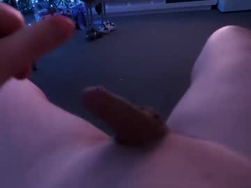 Different_0 Chaturbate stream image from December 26, 2024