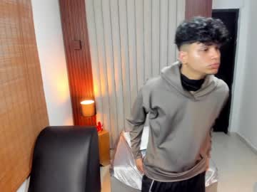 Luke_Venture Chaturbate stream image from December 26, 2024