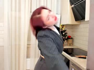 Linetteembury Chaturbate stream image from December 26, 2024