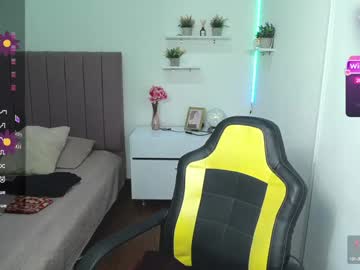 Niina_Lovee_ Chaturbate stream image from December 26, 2024
