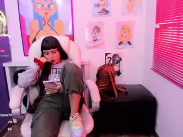 Roxane_White Chaturbate stream image from December 26, 2024