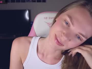 Merry_Dancers_ Chaturbate stream image from December 26, 2024