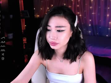 Sensualily Chaturbate stream image from December 26, 2024