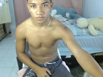 Kai_Sam Chaturbate stream image from December 26, 2024