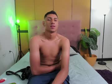 Le_Petit_Princeb612 Chaturbate stream image from December 26, 2024