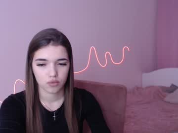 Olivialimm Chaturbate stream image from December 26, 2024