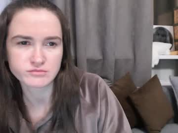 Pineapple__Mood Chaturbate stream image from December 26, 2024