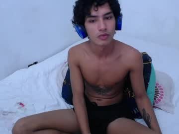 Tayronx33 Chaturbate stream image from December 26, 2024