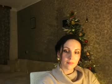 Alina_Bloom Chaturbate stream image from December 26, 2024