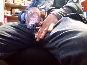 Bartender3127 Chaturbate stream image from December 26, 2024