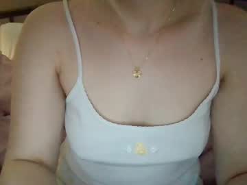 Bubblyfunn Chaturbate stream image from December 26, 2024