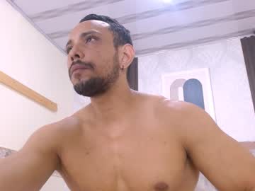 Thiago_Summers Chaturbate stream image from December 26, 2024