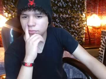 Benjamintwink1 Chaturbate stream image from December 26, 2024