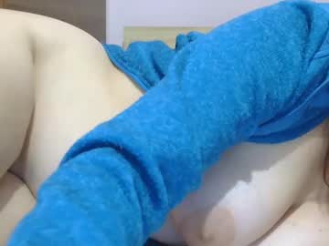 Horny_Hey Chaturbate stream image from December 26, 2024