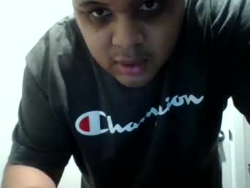 Hugehome32 Chaturbate stream image from December 26, 2024
